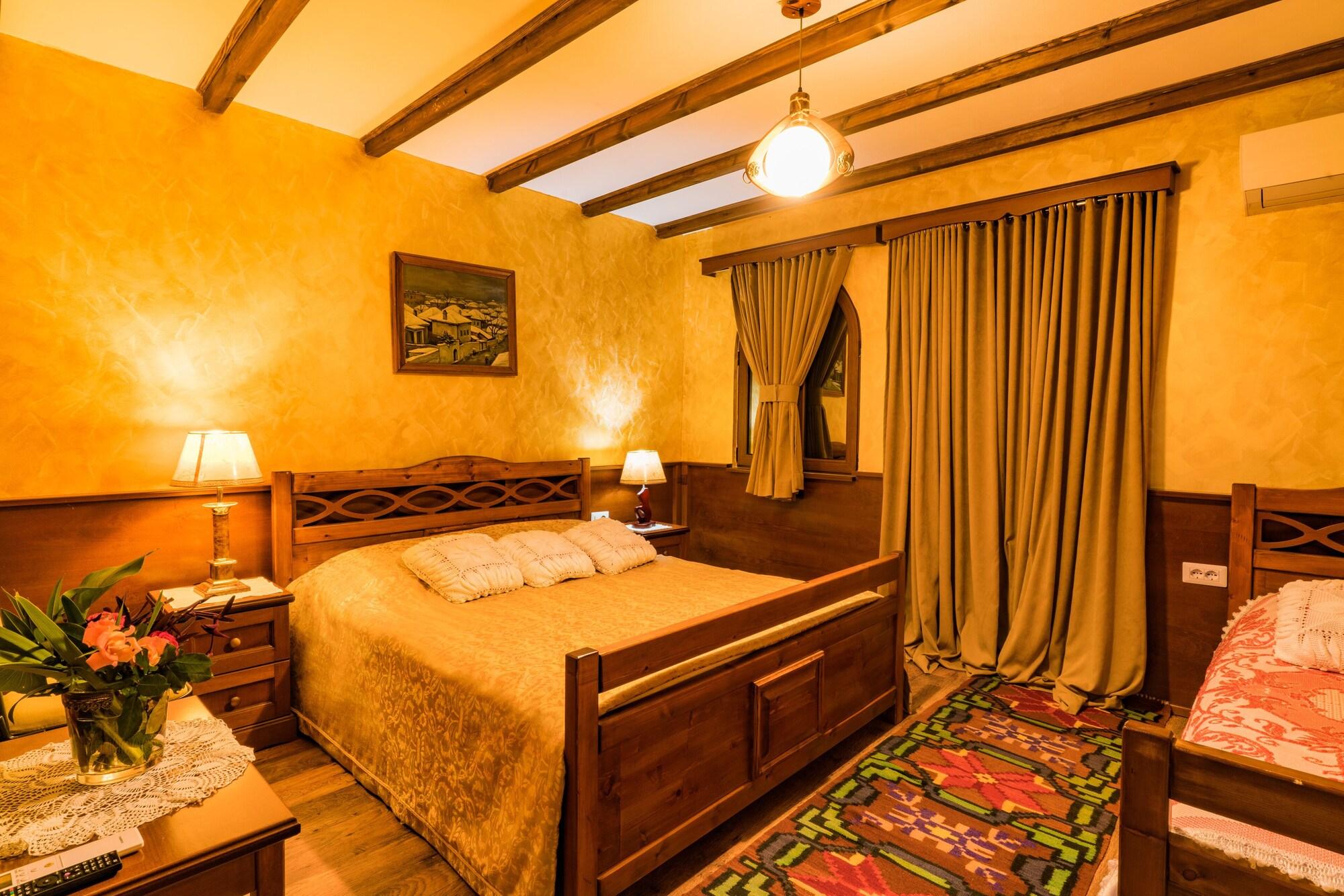 Castle Park Hotel Berat
