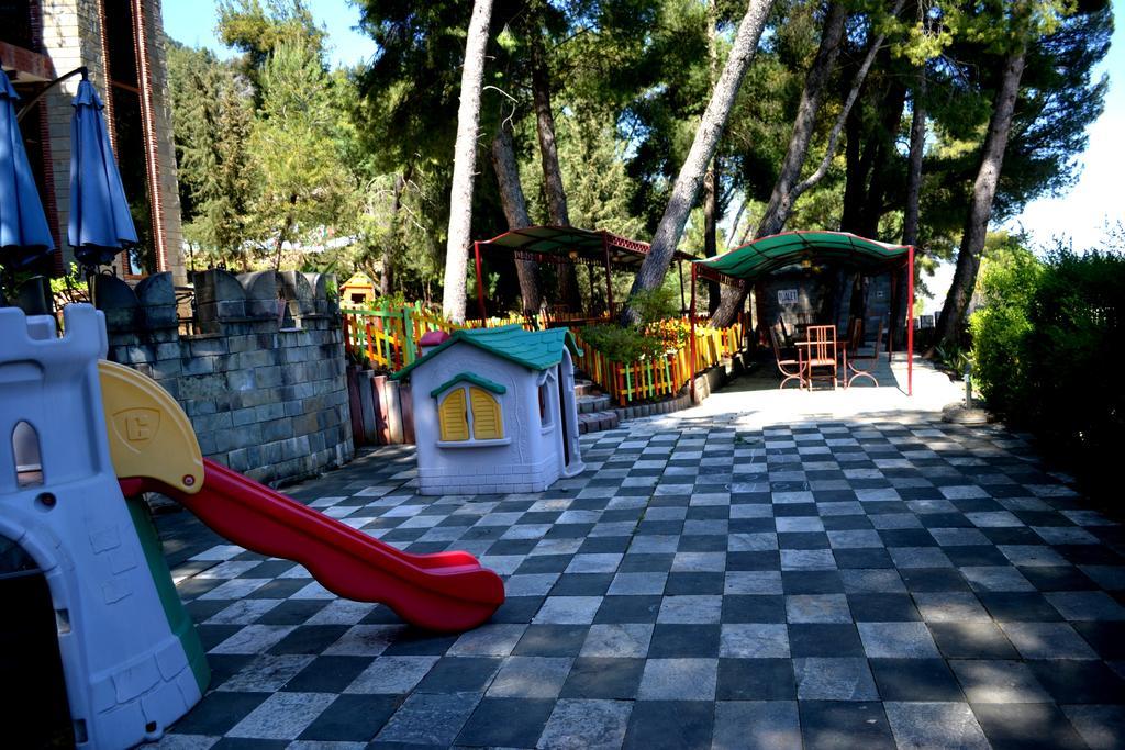 Castle Park Hotel